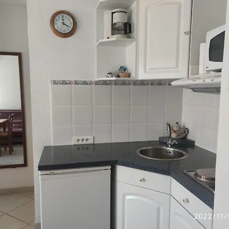 T2 Clim Avec Terrasse Et Place De Parking Privative Apartmán *